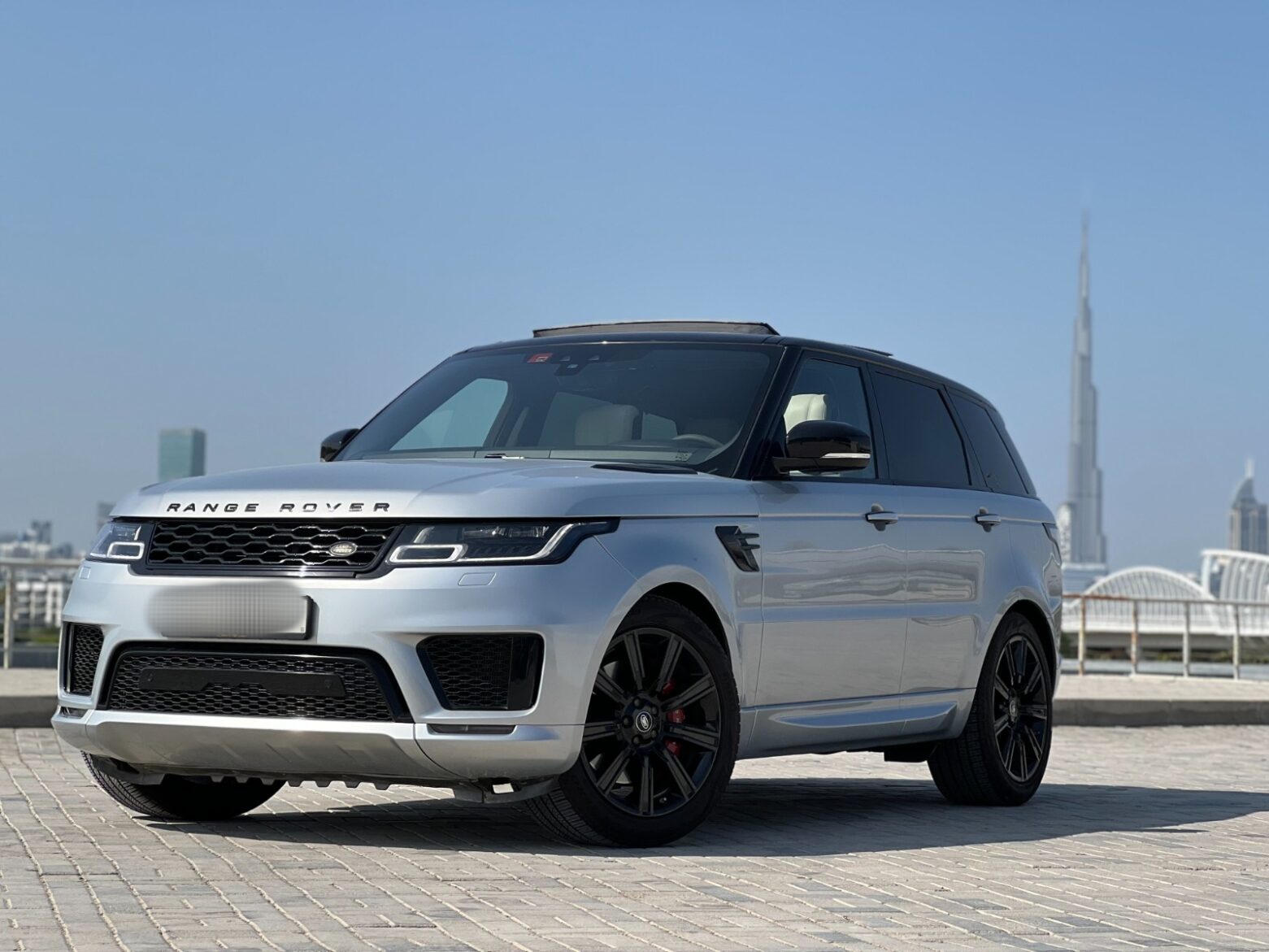 Rent Range Rover Sport in Dubai